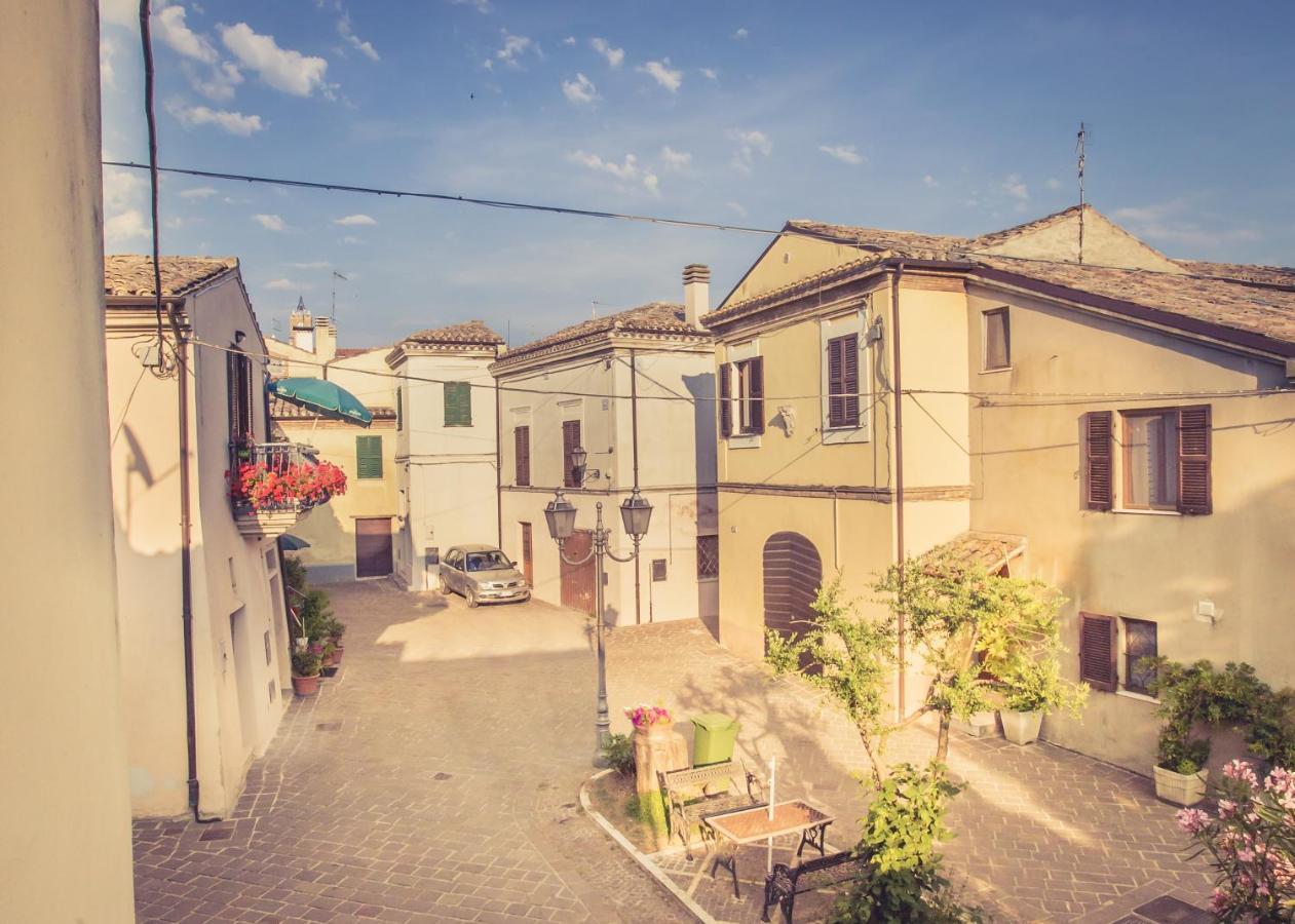 Bed and Breakfast La Finestra Sul Cortile Atri Exterior foto