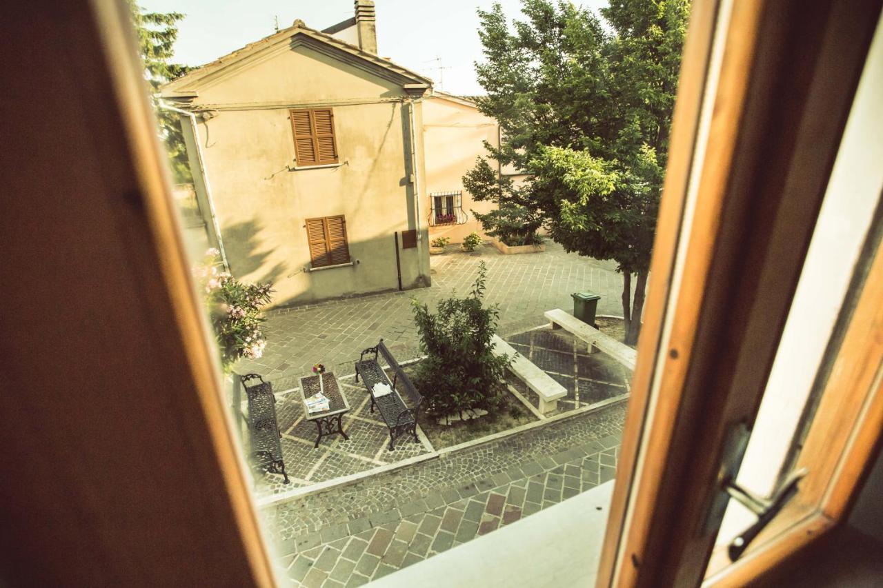 Bed and Breakfast La Finestra Sul Cortile Atri Exterior foto