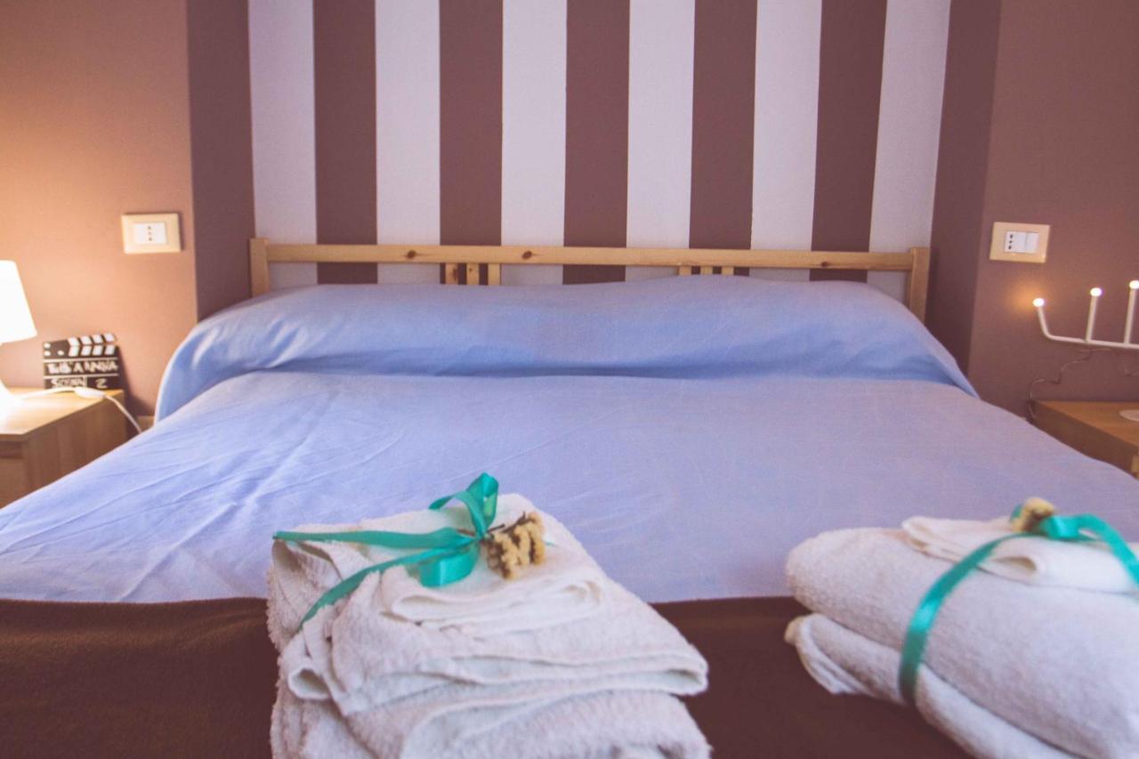 Bed and Breakfast La Finestra Sul Cortile Atri Exterior foto