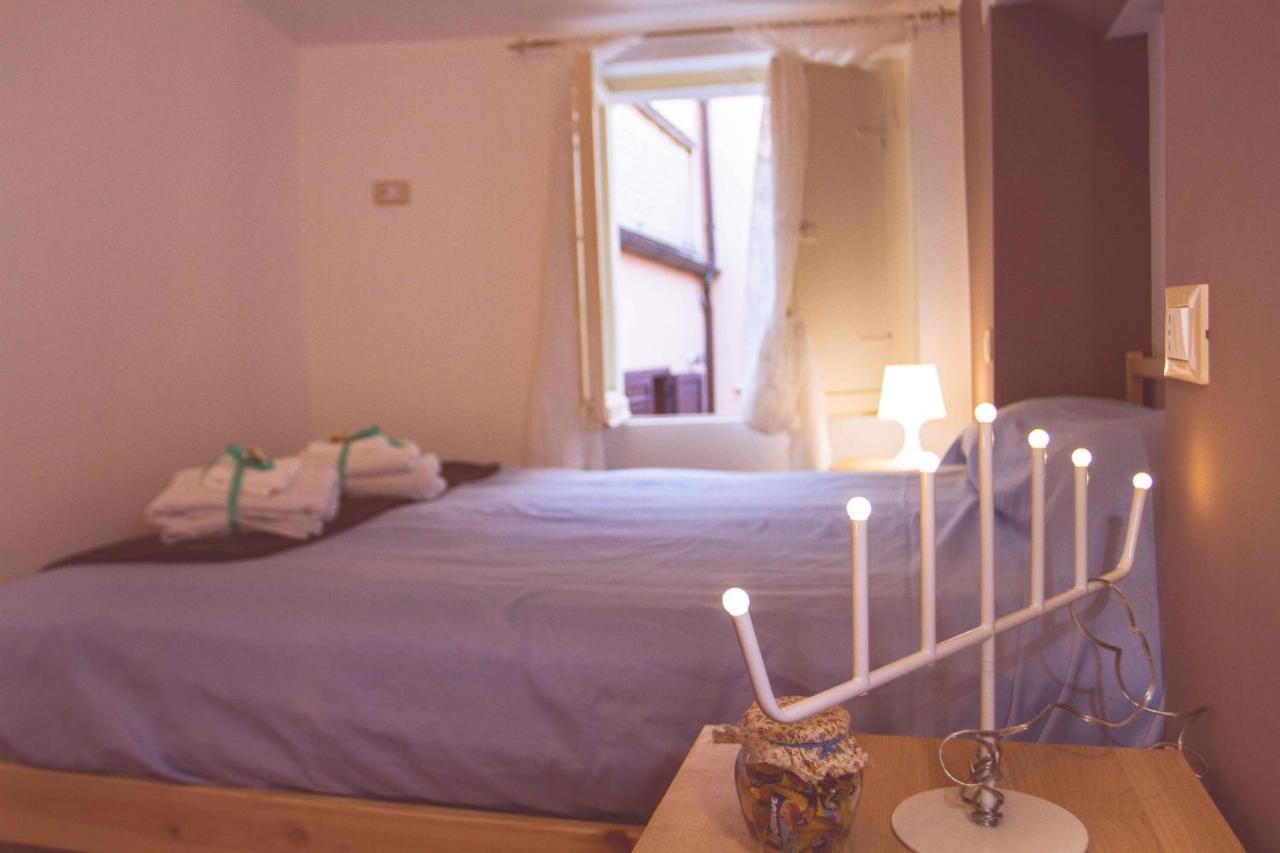 Bed and Breakfast La Finestra Sul Cortile Atri Exterior foto