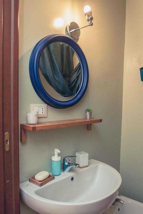Bed and Breakfast La Finestra Sul Cortile Atri Exterior foto